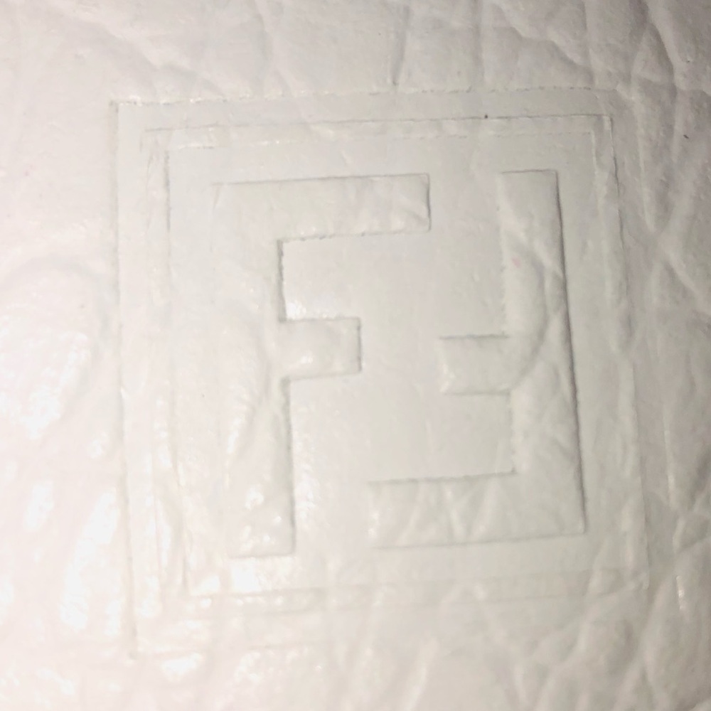 WHITE LEATHER FENDI CLUTCH